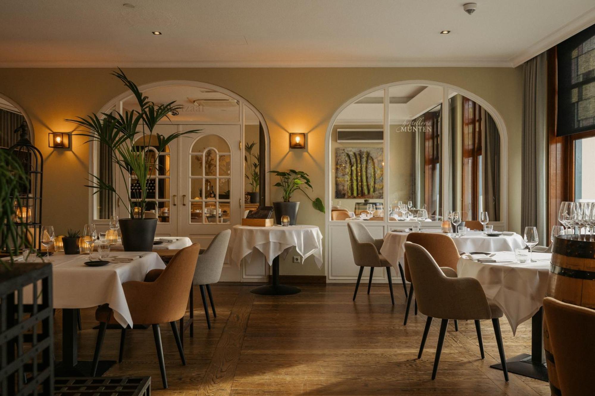 ווירט Hotel Munten מראה חיצוני תמונה