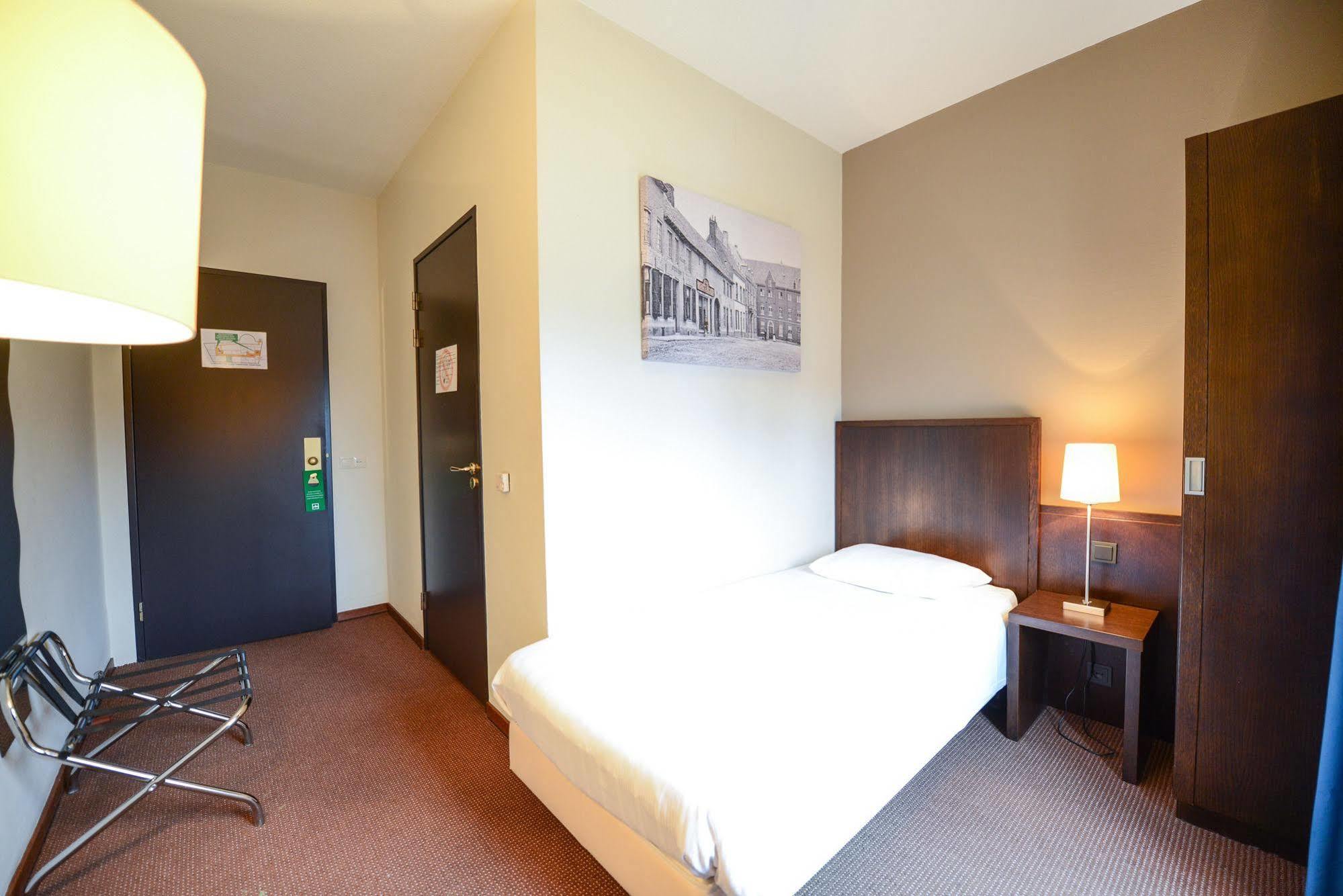 ווירט Hotel Munten מראה חיצוני תמונה